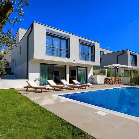 וילה Stellar Blue Sveti Vid-Miholjice