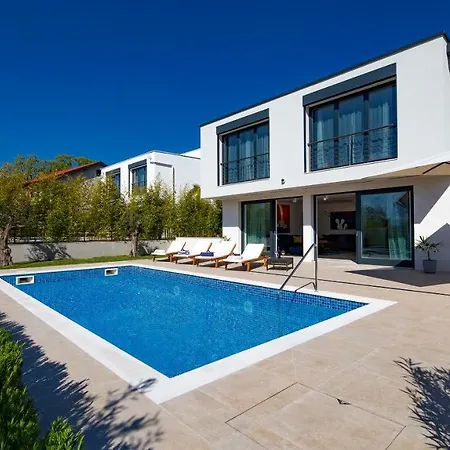 Stellar Blue * Sveti Vid-Miholjice